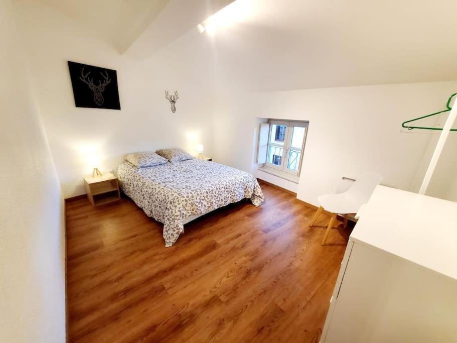Appartement Chaleureux Au Pied De La Cite Avec Parking カルカソンヌ エクステリア 写真
