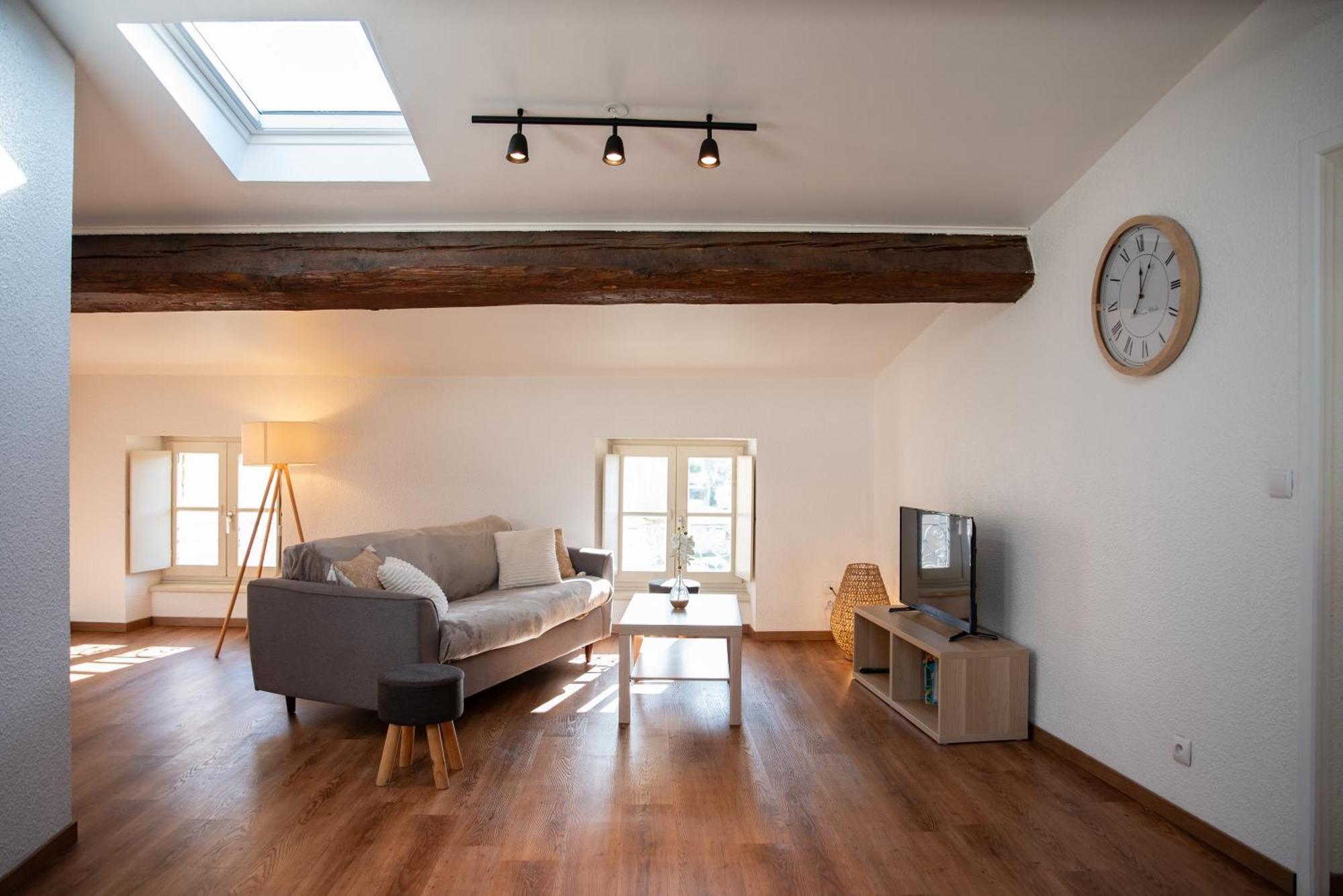 Appartement Chaleureux Au Pied De La Cite Avec Parking カルカソンヌ エクステリア 写真